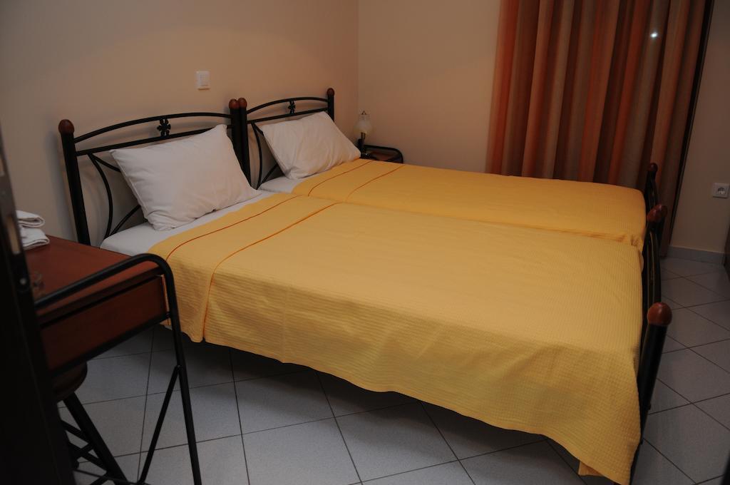 Sofia Apartment Gythio Phòng bức ảnh