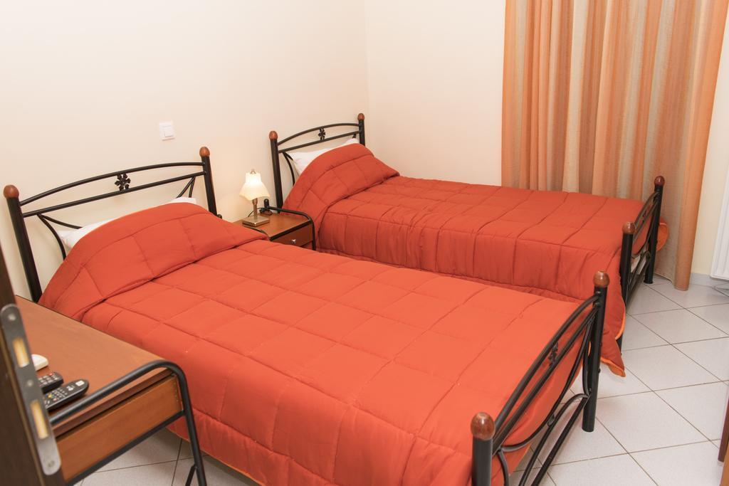 Sofia Apartment Gythio Phòng bức ảnh