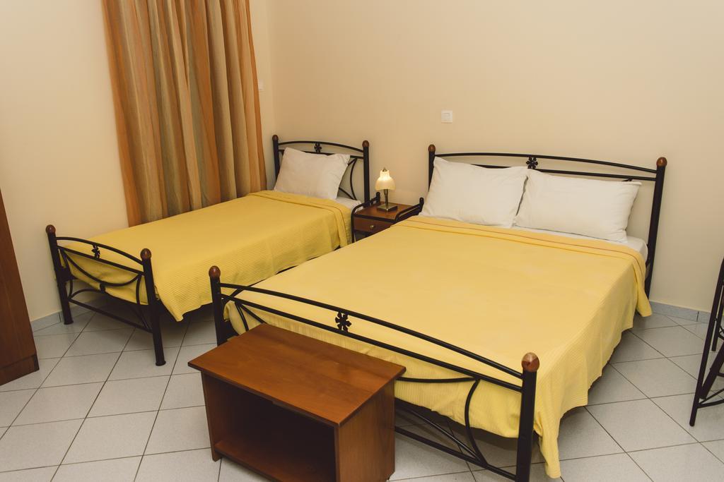 Sofia Apartment Gythio Phòng bức ảnh